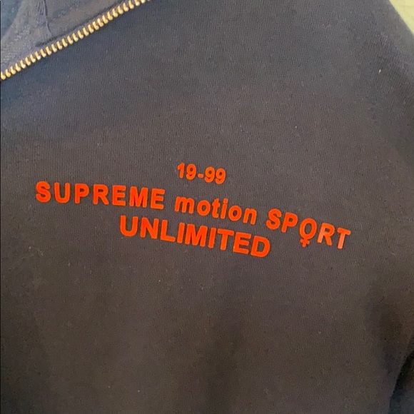 FOREVER 21 QUARTER ZIP SWEATSHIRT - Picture 2 of 3